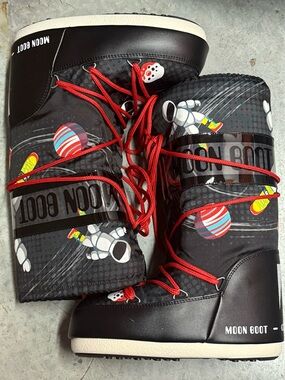 Moon Boot Black Kids' Cozy Snow Boot